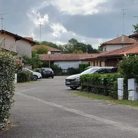 Charmante Maison Au Bourg Feriehus Moliets-et-Maa